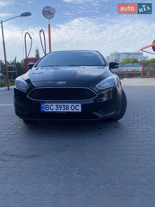 Хетчбек Ford Focus 2015 в Львові