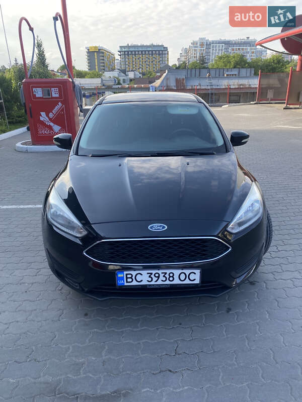 Хетчбек Ford Focus 2015 в Львові
