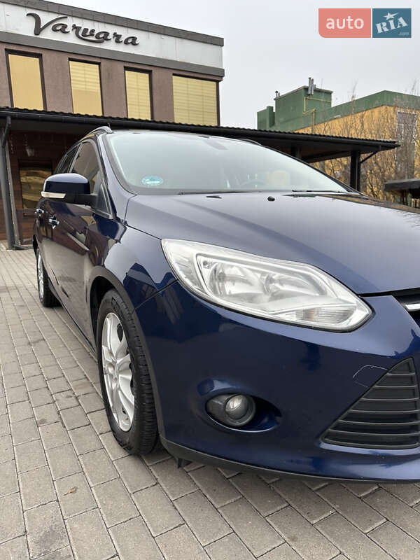 Універсал Ford Focus 2012 в Рівному фото 11 Універсал Ford Focus 2012 в Рівному