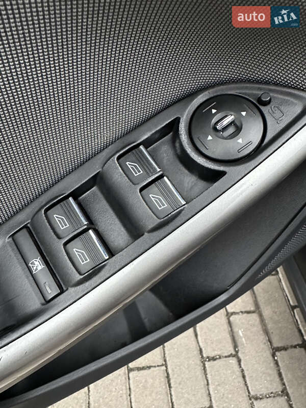 Універсал Ford Focus 2012 в Рівному фото 28 Універсал Ford Focus 2012 в Рівному