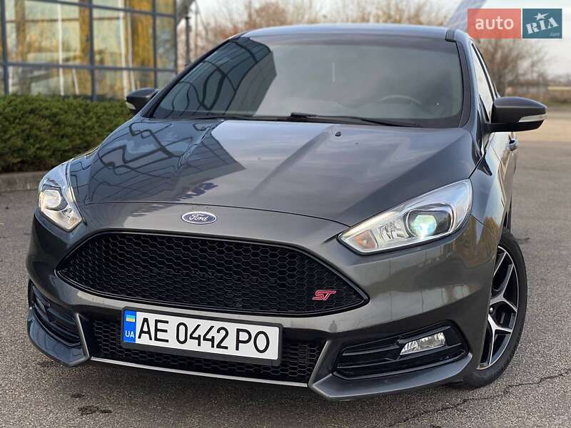 Хетчбек Ford Focus 2018 в Дніпрі фото 3 Хетчбек Ford Focus 2018 в Дніпрі