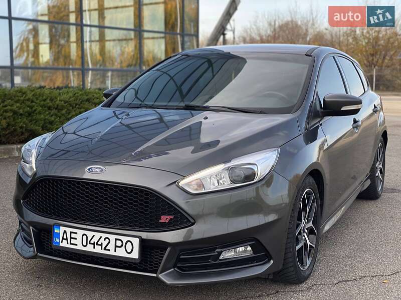 Хетчбек Ford Focus 2018 в Дніпрі фото 5 Хетчбек Ford Focus 2018 в Дніпрі