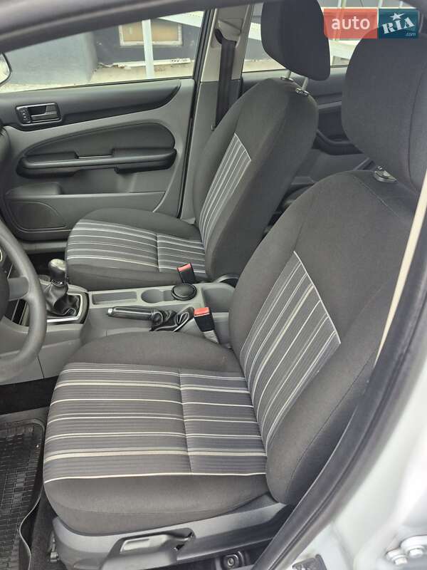 Хетчбек Ford Focus 2011 в Вінниці фото 41 Хетчбек Ford Focus 2011 в Вінниці
