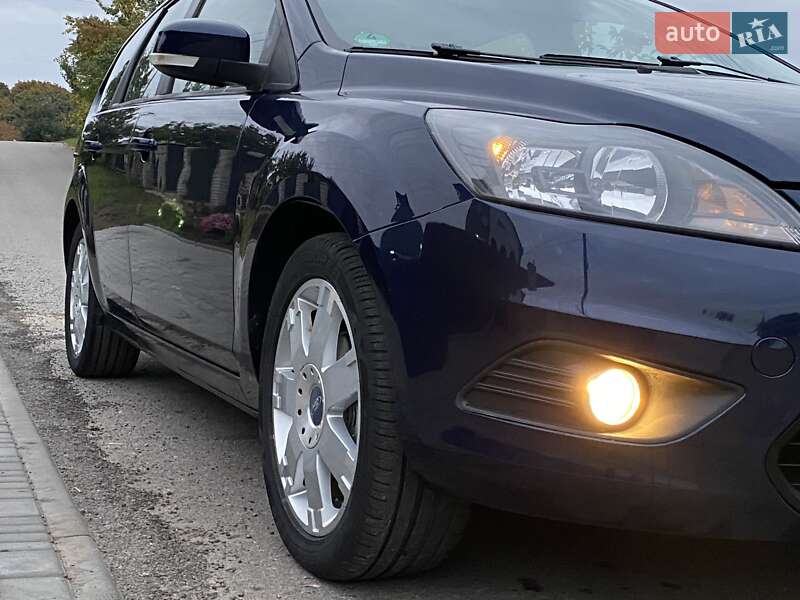 Универсал Ford Focus 2010 в Христиновке