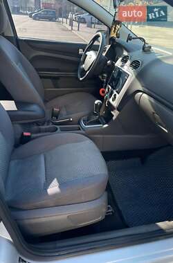 Хэтчбек Ford Focus 2007 в Киеве