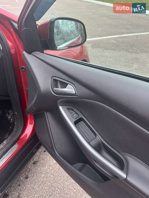 Хэтчбек Ford Focus 2011 в Житомире фото 11 Хэтчбек Ford Focus 2011 в Житомире