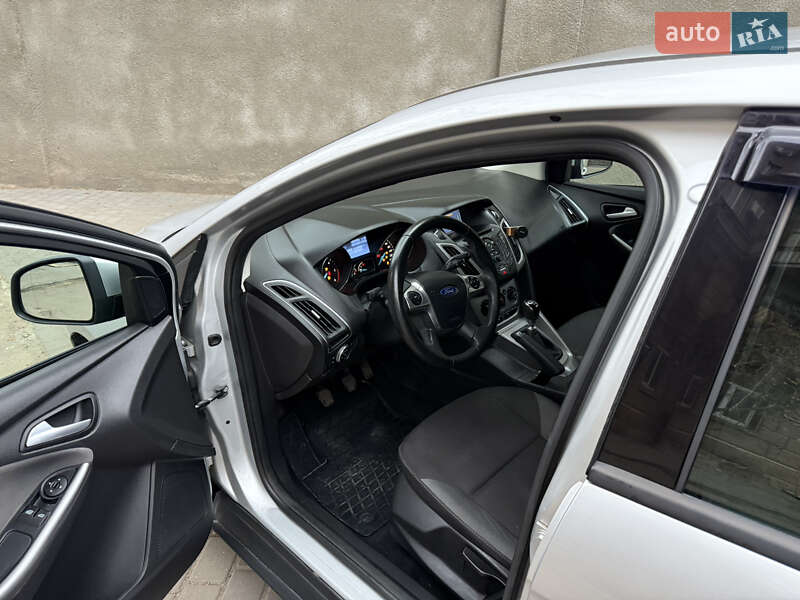 Хэтчбек Ford Focus 2014 в Николаеве