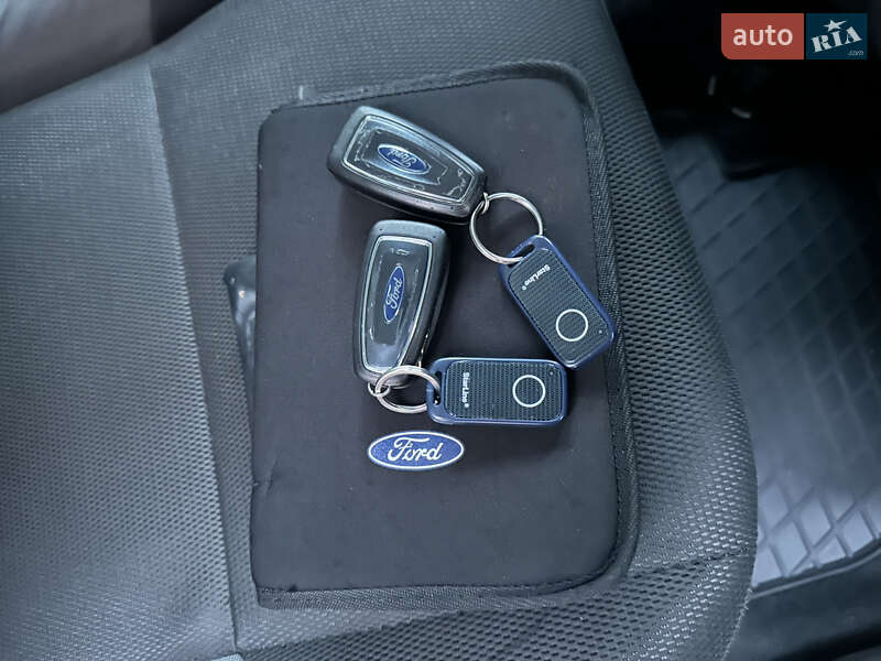 Хэтчбек Ford Focus 2014 в Николаеве