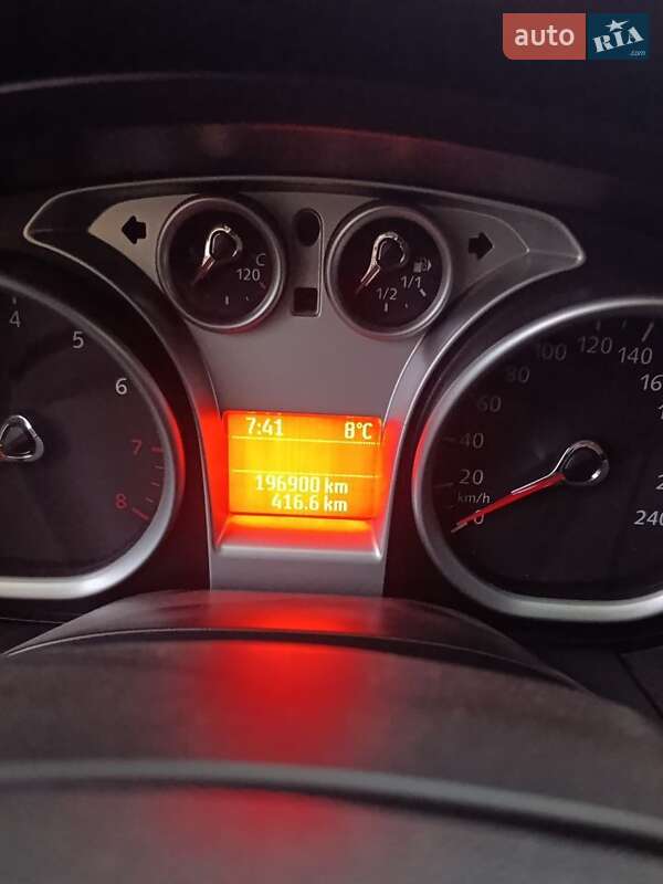 Хэтчбек Ford Focus 2011 в Днепре фото 8 Хэтчбек Ford Focus 2011 в Днепре