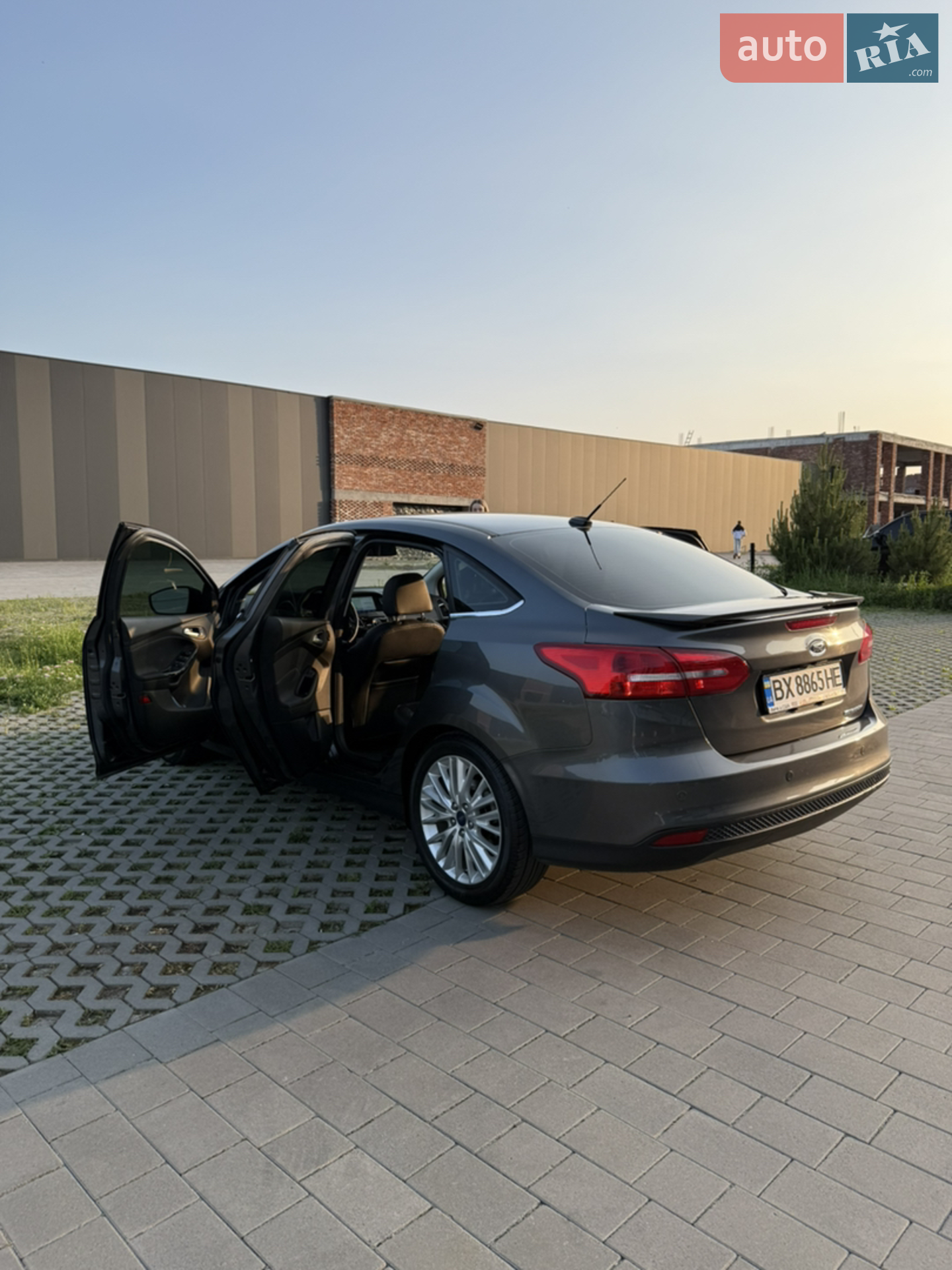 2017 Ford Focus - мініатюра 18
