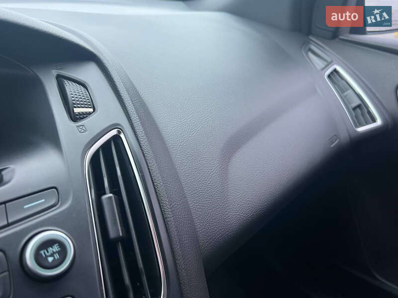 Хэтчбек Ford Focus 2017 в Львове фото 47 Хэтчбек Ford Focus 2017 в Львове