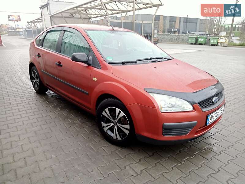 Хетчбек Ford Focus 2006 в Житомирі фото 3 Хетчбек Ford Focus 2006 в Житомирі