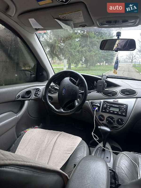 Хэтчбек Ford Focus 2002 в Одессе фото 6 Хэтчбек Ford Focus 2002 в Одессе