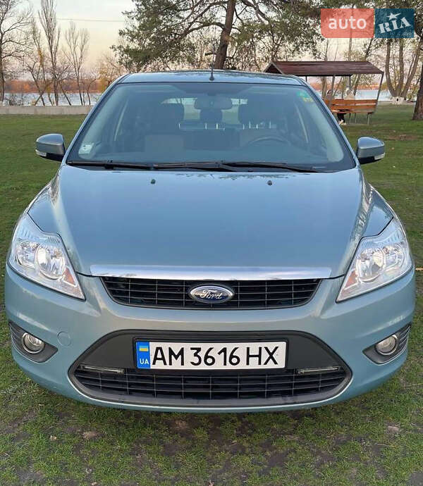 Хетчбек Ford Focus 2009 в Кам'янському