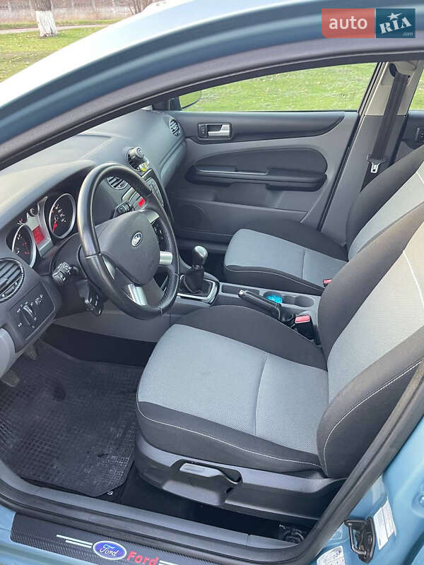 Хетчбек Ford Focus 2009 в Кам'янському