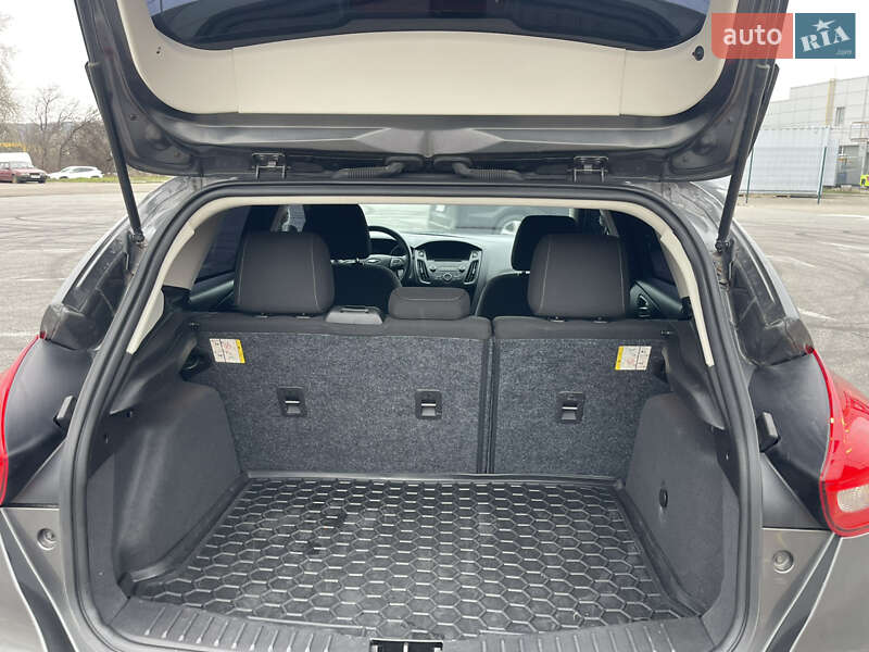 Хетчбек Ford Focus 2014 в Києві