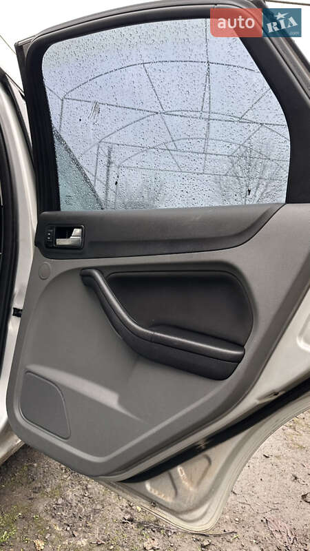 Хетчбек Ford Focus 2008 в Івано-Франківську