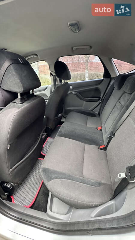 Хетчбек Ford Focus 2008 в Івано-Франківську