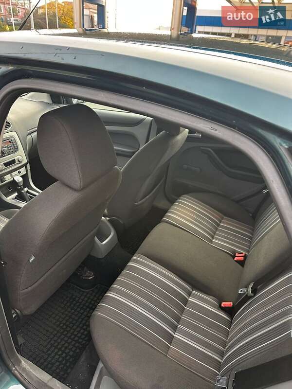 Хэтчбек Ford Focus 2008 в Одессе