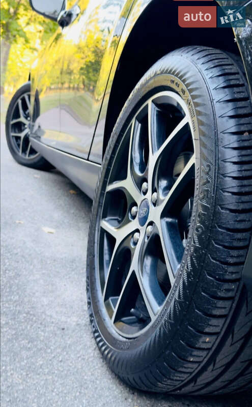 Седан Ford Focus 2017 в Києві