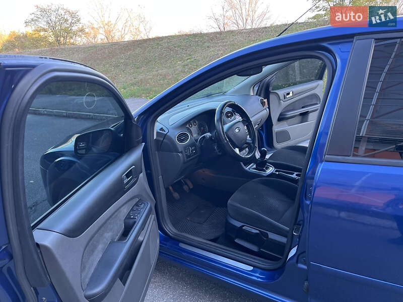 Седан Ford Focus 2007 в Киеве фото 8 Седан Ford Focus 2007 в Киеве