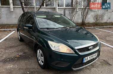 Хэтчбек Ford Focus 2008 в Обухове