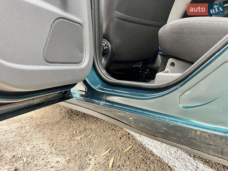 Хэтчбек Ford Focus 2008 в Обухове