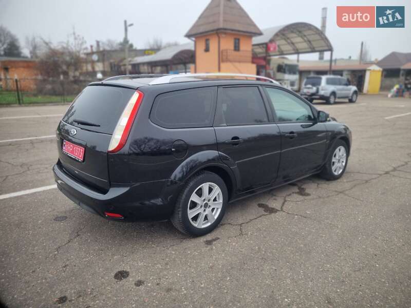 Универсал Ford Focus 2010 в Первомайске
