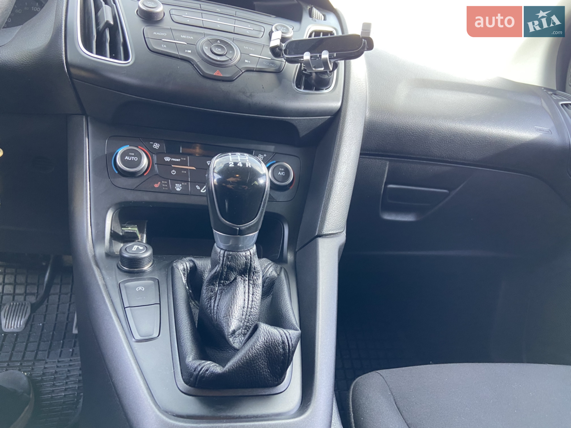 2015 Ford Focus - мініатюра 21