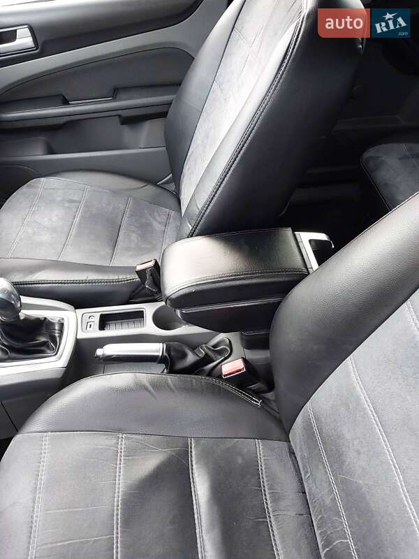 Универсал Ford Focus 2011 в Красилове