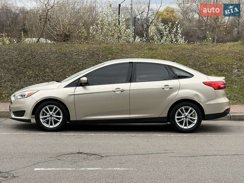 Седан Ford Focus 2018 в Киеве
