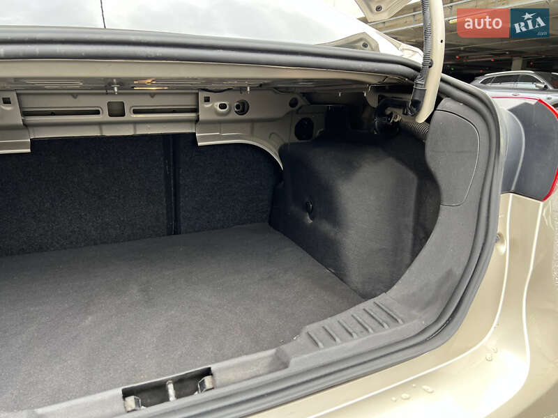 Седан Ford Focus 2018 в Киеве