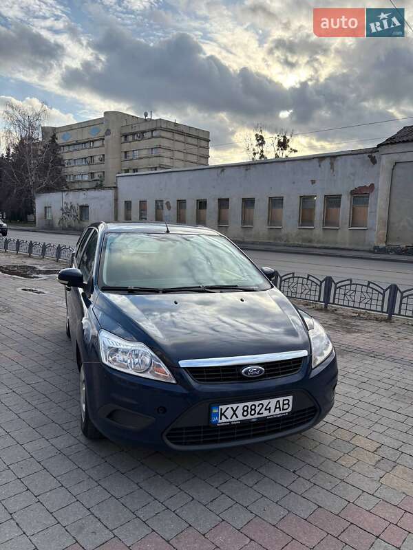 Ford Focus 2010 Ford Focus 2010