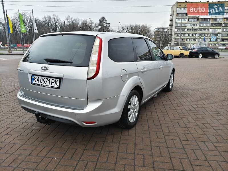 Универсал Ford Focus 2010 в Киеве фото 3 Универсал Ford Focus 2010 в Киеве