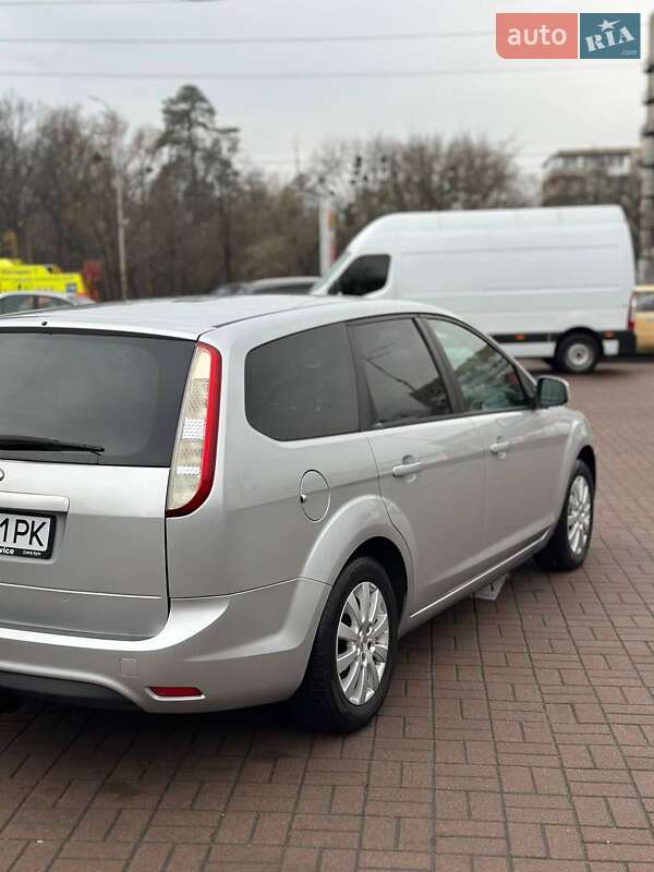 Универсал Ford Focus 2010 в Киеве фото 28 Универсал Ford Focus 2010 в Киеве