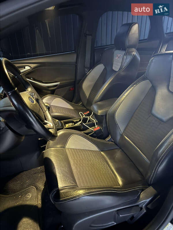 Хэтчбек Ford Focus 2017 в Виннице фото 3 Хэтчбек Ford Focus 2017 в Виннице