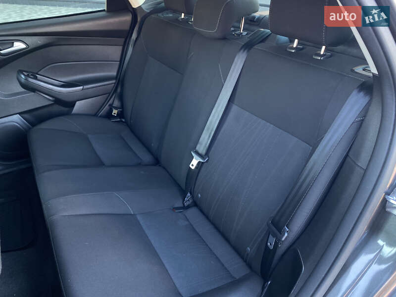 Седан Ford Focus 2015 в Киеве