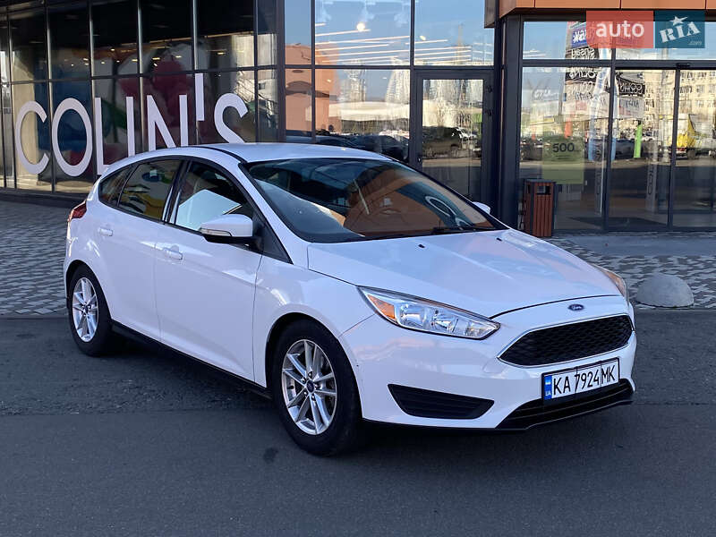 Хэтчбек Ford Focus 2015 в Киеве