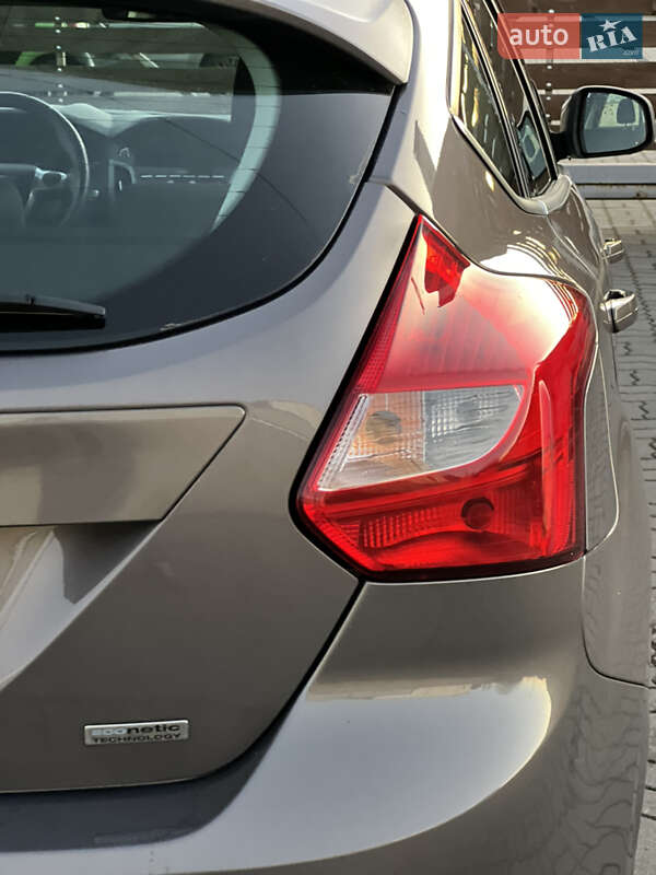 Хетчбек Ford Focus 2012 в Стрию