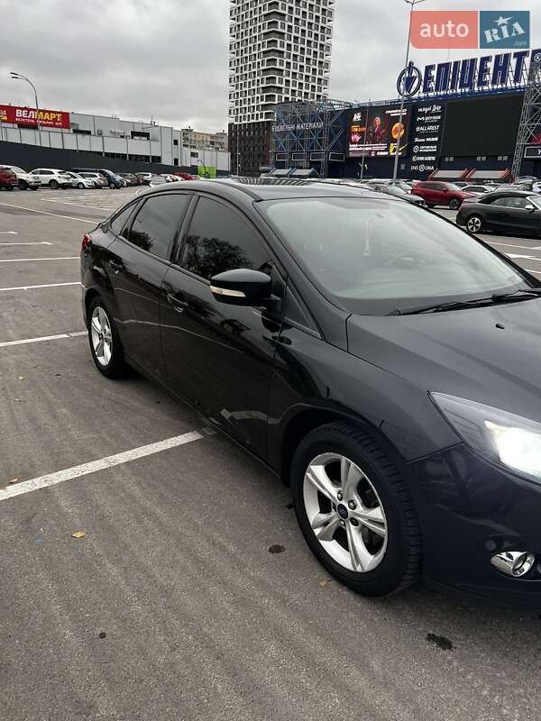Седан Ford Focus 2014 в Киеве