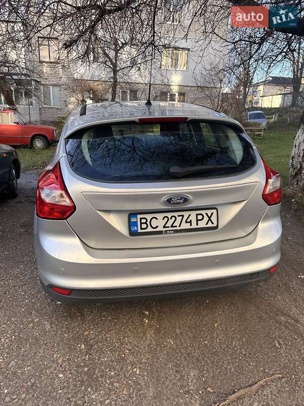 Хэтчбек Ford Focus 2012 в Золочеве фото 15 Хэтчбек Ford Focus 2012 в Золочеве
