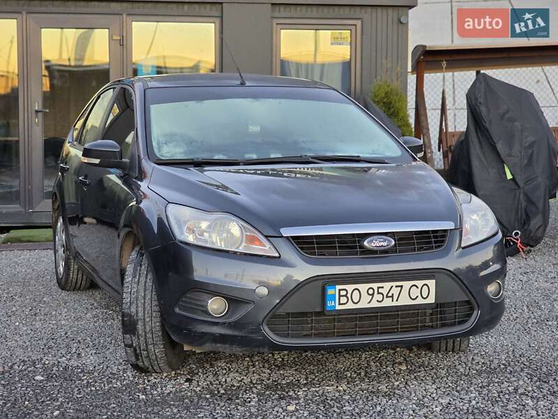 Хэтчбек Ford Focus 2010 в Тернополе
