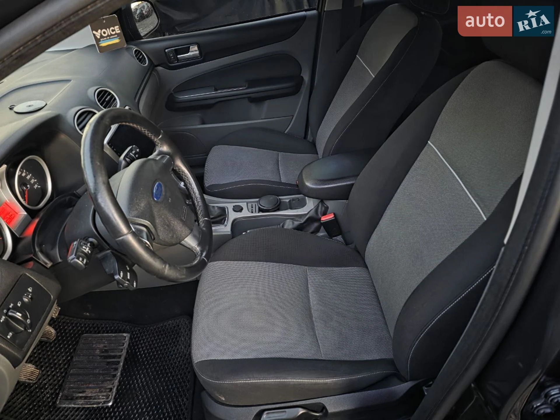2010 Ford Focus - мініатюра 22