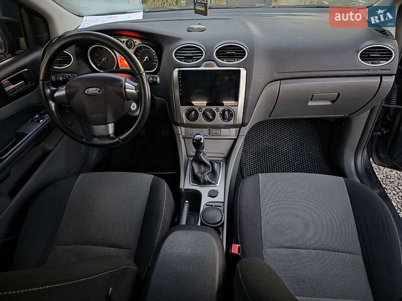Хэтчбек Ford Focus 2010 в Тернополе