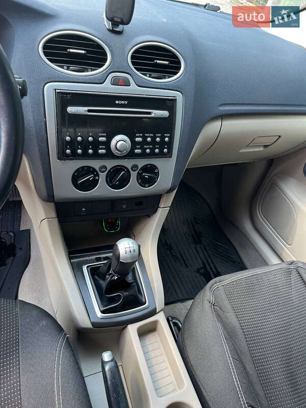 Хэтчбек Ford Focus 2005 в Владимирце фото 6 Хэтчбек Ford Focus 2005 в Владимирце