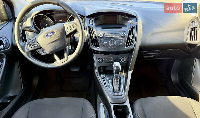 Седан Ford Focus 2015 в Києві
