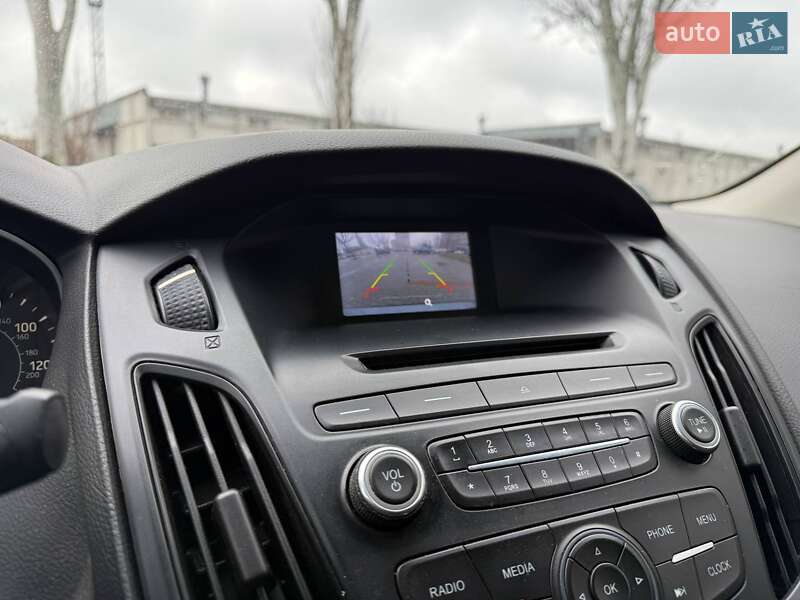 Седан Ford Focus 2015 в Днепре