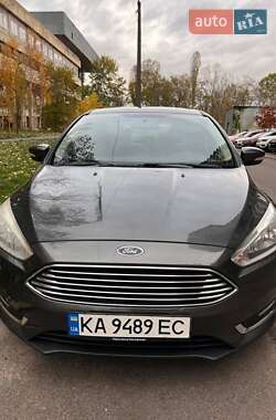 Седан Ford Focus 2017 в Киеве