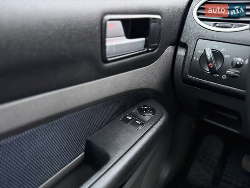 Универсал Ford Focus 2007 в Ровно