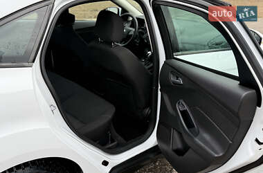 Седан Ford Focus 2015 в Николаеве